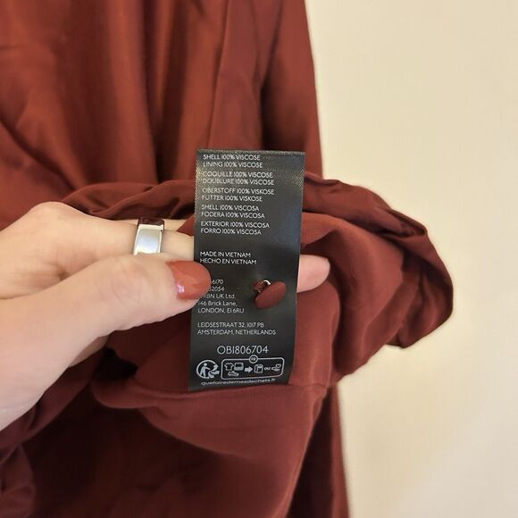 Anthropologie Ruched Peasant‎ Blouse Rust Red M Silky Work Office Professional - Picture 6 of 9